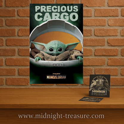 Poster Star Wars – The Mandalorian – Precious Cargo – 61 x 91 cm. Illustration de Grogu dans son berceau flottant, visuel iconique de la série.