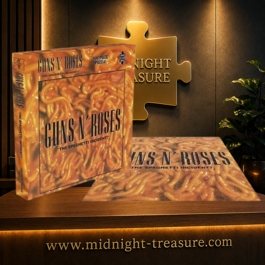 Puzzle Guns N' Roses The Spaghetti Incident? – Puzzle Album 500 pièces Rock Saws – 41 x 41 cm. Reproduction de la pochette de l’album de 1993 représentant une assiette de spaghettis avec le logo Guns N' Roses.