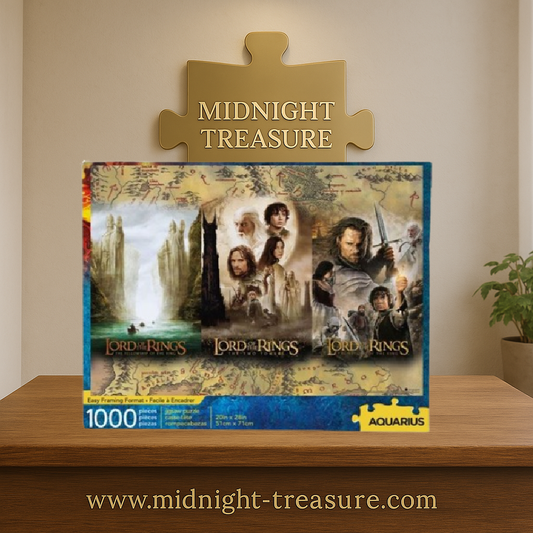Puzzle Le Seigneur des Anneaux â Trilogie â 1000 piĂšces â Aquarius. Puzzle reprĂ©sentant les affiches des trois films emblĂ©matiques avec fond de carte de la Terre du Milieu. Un hommage visuel pour tous les fans de la saga