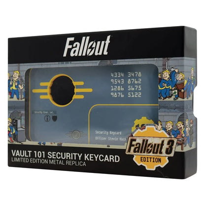 Réplique métal Vault 101 Security Keycard Fallout 3, édition limitée numérotée, carte d’accès officielle avec support d’exposition, dimensions 110 x 62 mm.