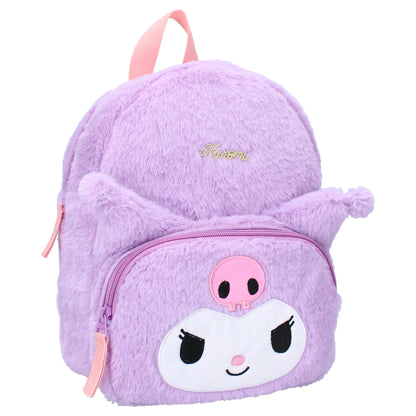 Sac à dos Sanrio – Kuromi Fluffy Festival – Edition Fourrure – 21 x 11 x 26 cm. Sac violet en peluche douce avec oreilles 3D et visage brodé de Kuromi. Accessoire kawaii et collector parfait pour les fans de Sanrio.