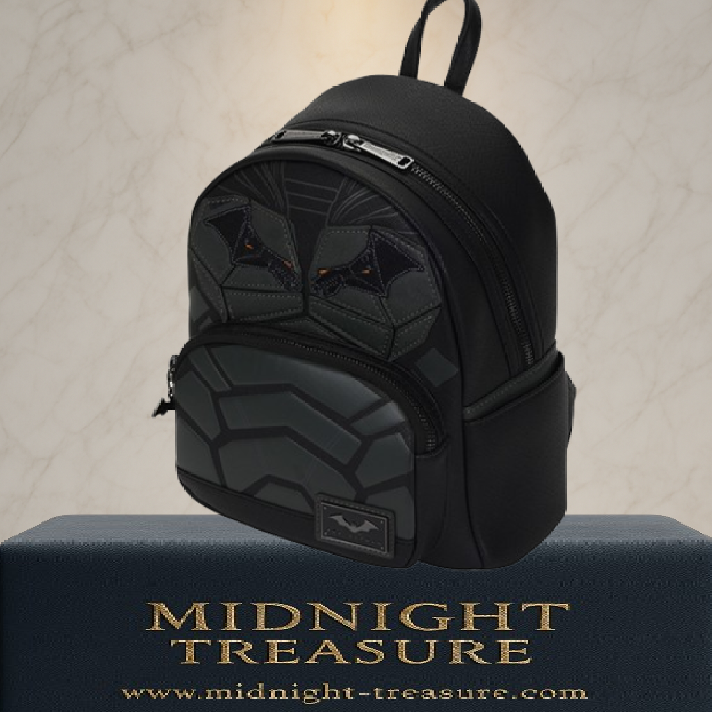 Sac à dos Loungefly – The Batman (2022) – Cosplay Armure – 23 x 27 x 11 cm. Design noir mat avec détails en relief inspirés du costume de Batman. Un sac élégant et sombre pour les fans du Chevalier Noir.

