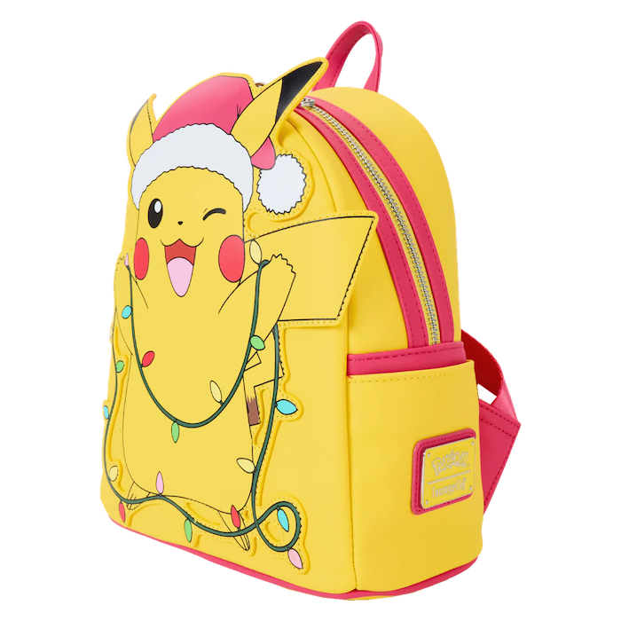 Sac à dos mini Loungefly – Pokémon – Holiday Pikachu – 23 x 27 x 11 cm. Pikachu avec bonnet de Noël et guirlande lumineuse en fibre optique, détails appliqués et doublure festive à motifs Pokéball.