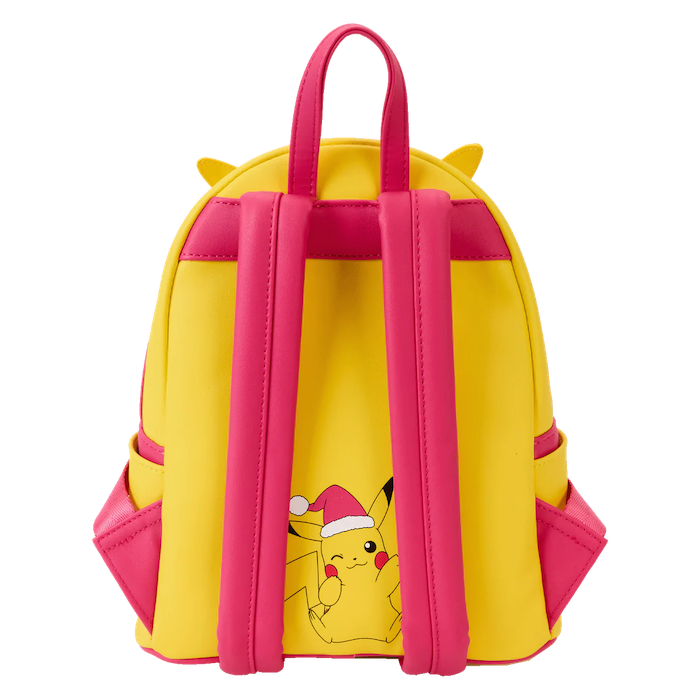 Sac à dos mini Loungefly – Pokémon – Holiday Pikachu – 23 x 27 x 11 cm. Pikachu avec bonnet de Noël et guirlande lumineuse en fibre optique, détails appliqués et doublure festive à motifs Pokéball.