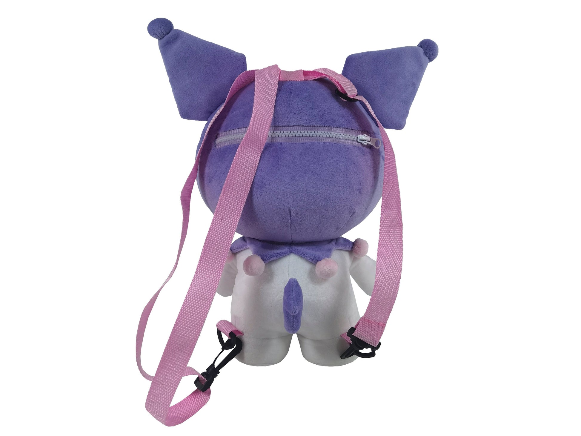 Sac à dos peluche Sanrio – Kuromi Purple – 35 cm. Peluche douce violette et blanche avec bretelles roses, représentant Kuromi avec son chapeau iconique.