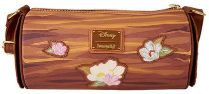 Sac à bandoulière Disney Loungefly – Rox et Rouky – Forêt Florale. Design en forme de tronc d’arbre avec fleurs en relief et illustrations de Rox et Rouky. Un accessoire poétique pour les fans de Disney.
