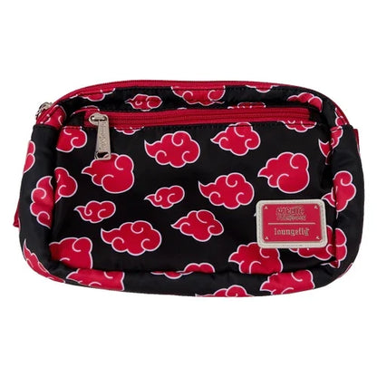 Sac bandoulière Loungefly – Naruto Shippuden – Akatsuki – 26 x 14 x 4 cm. Motif nuages rouges emblématiques, tirette kunai et sangle ajustable. Accessoire officiel pour fans de Naruto.