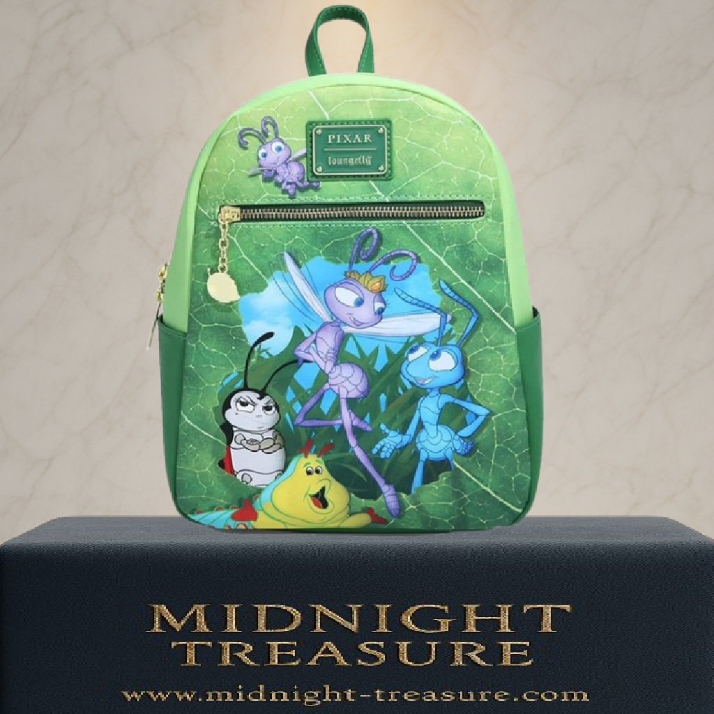 Sac à dos Loungefly – 1001 Pattes – Disney Pixar – 23,1 x 26,2 x 11,2 cm. Mini sac vibrant illustré avec Tilt, Atta et Heimlich, doublure à motifs d’insectes. Un must-have pour les fans de Pixar.

