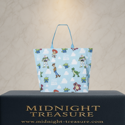 Sac shopping XL Toy Story – Disney Pixar – 48 x 43 x 17 cm. Grand sac cabas avec motif nuages et personnages Woody, Buzz, Rex et Aliens, en polyester et coton, idéal pour courses ou plage.