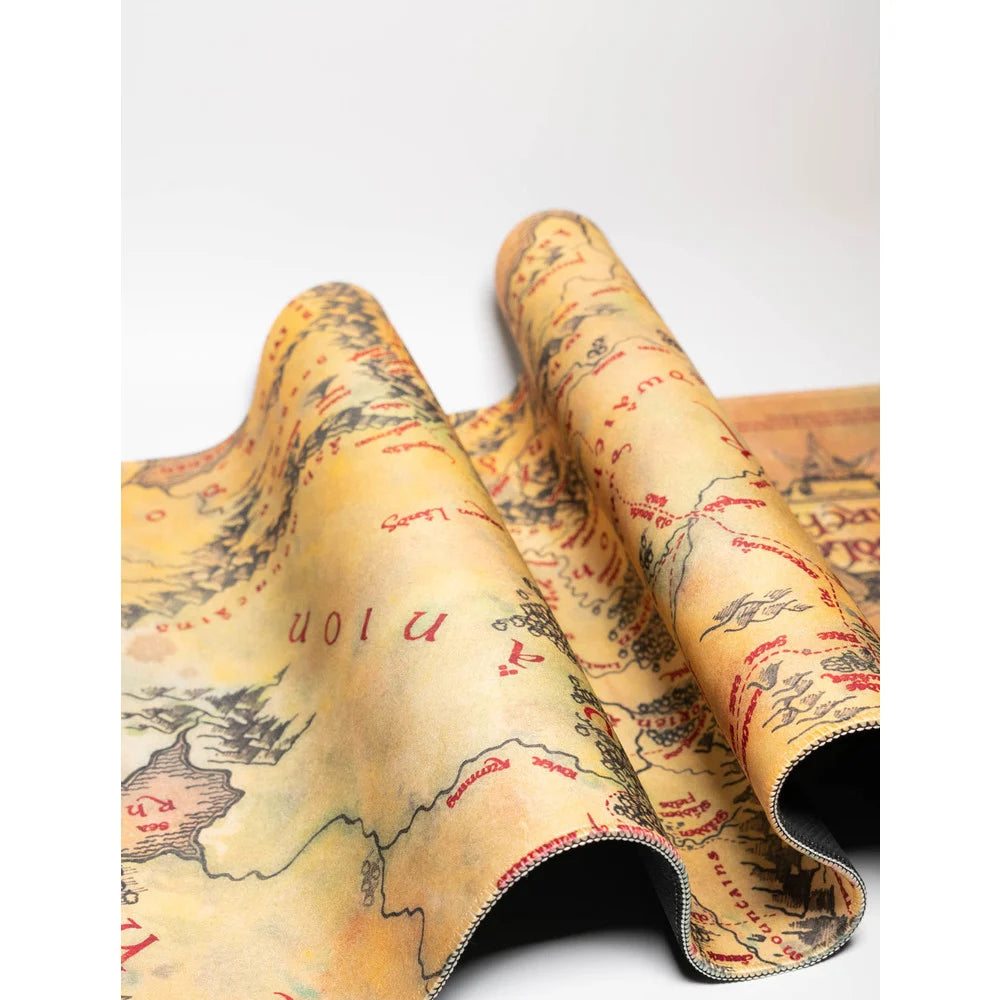 🗺️💍 Tapis de Bureau XL – Terre du Milieu – Le Seigneur des Anneaux 🧙‍♂️⚔️