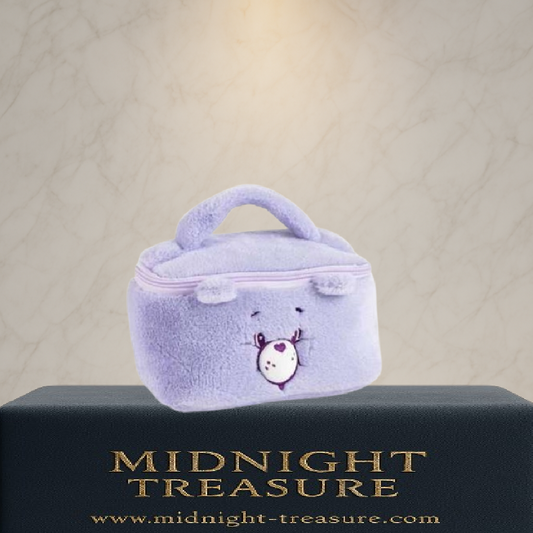 Trousse de voyage Bisounours Tougentille – modèle peluche mauve en forme de brick, avec poignée et broderie Tougentille. Accessoire doux et pratique pour maquillage et rangement.