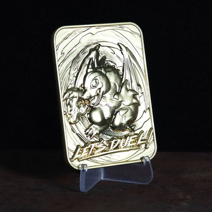 Yu-Gi-Oh! – Carte en métal Baby Dragon plaqué or 24 carats – Édition limitée 5 000 exemplaires. Réplique collector sous licence officielle avec finition haut de gamme.